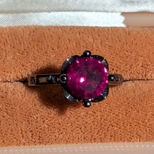 Unique Solitaire Black Gold Ruby Gemstone Ring 7
